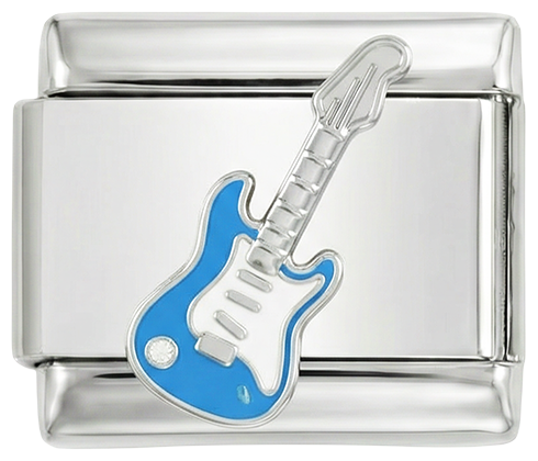 Guitarra eléctrica azul sobre fondo plateado